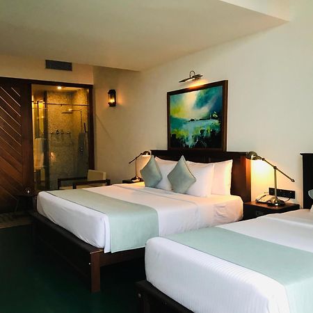 The Rockwall Boutique Hotel Bentota Bagian luar foto