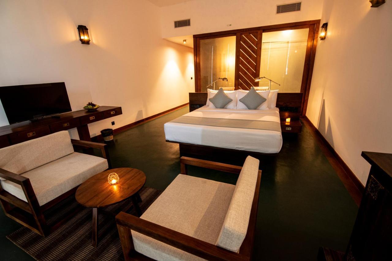 The Rockwall Boutique Hotel Bentota Bagian luar foto
