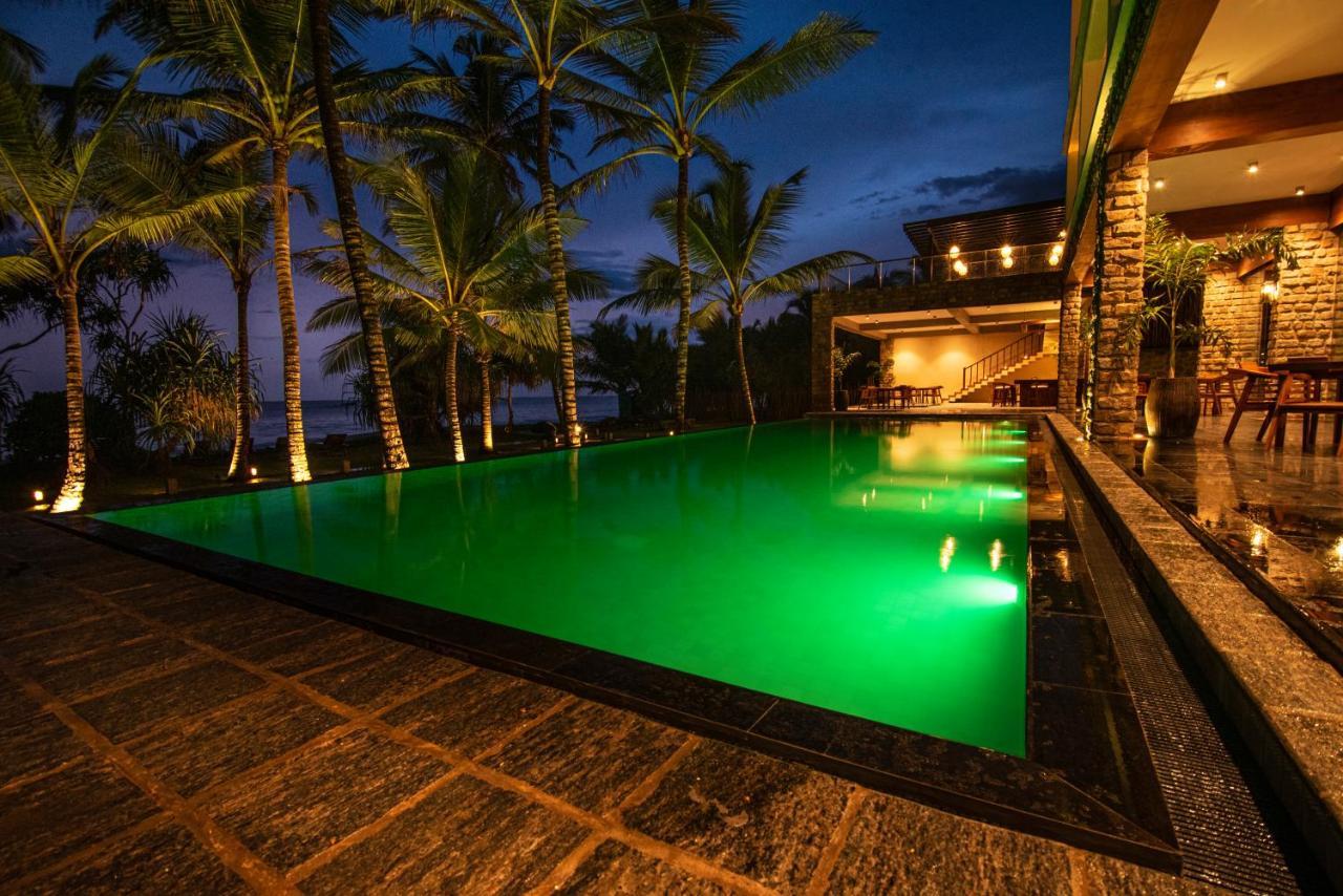 The Rockwall Boutique Hotel Bentota Bagian luar foto
