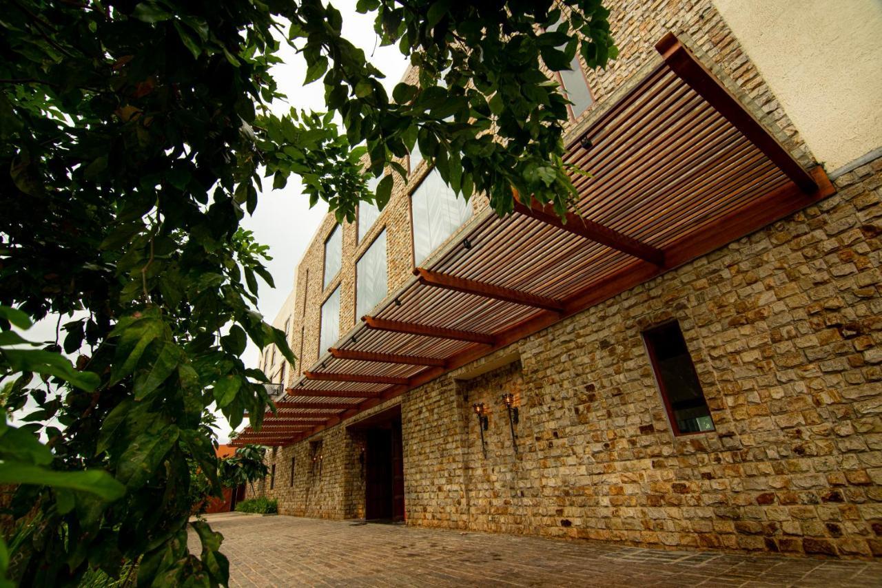 The Rockwall Boutique Hotel Bentota Bagian luar foto