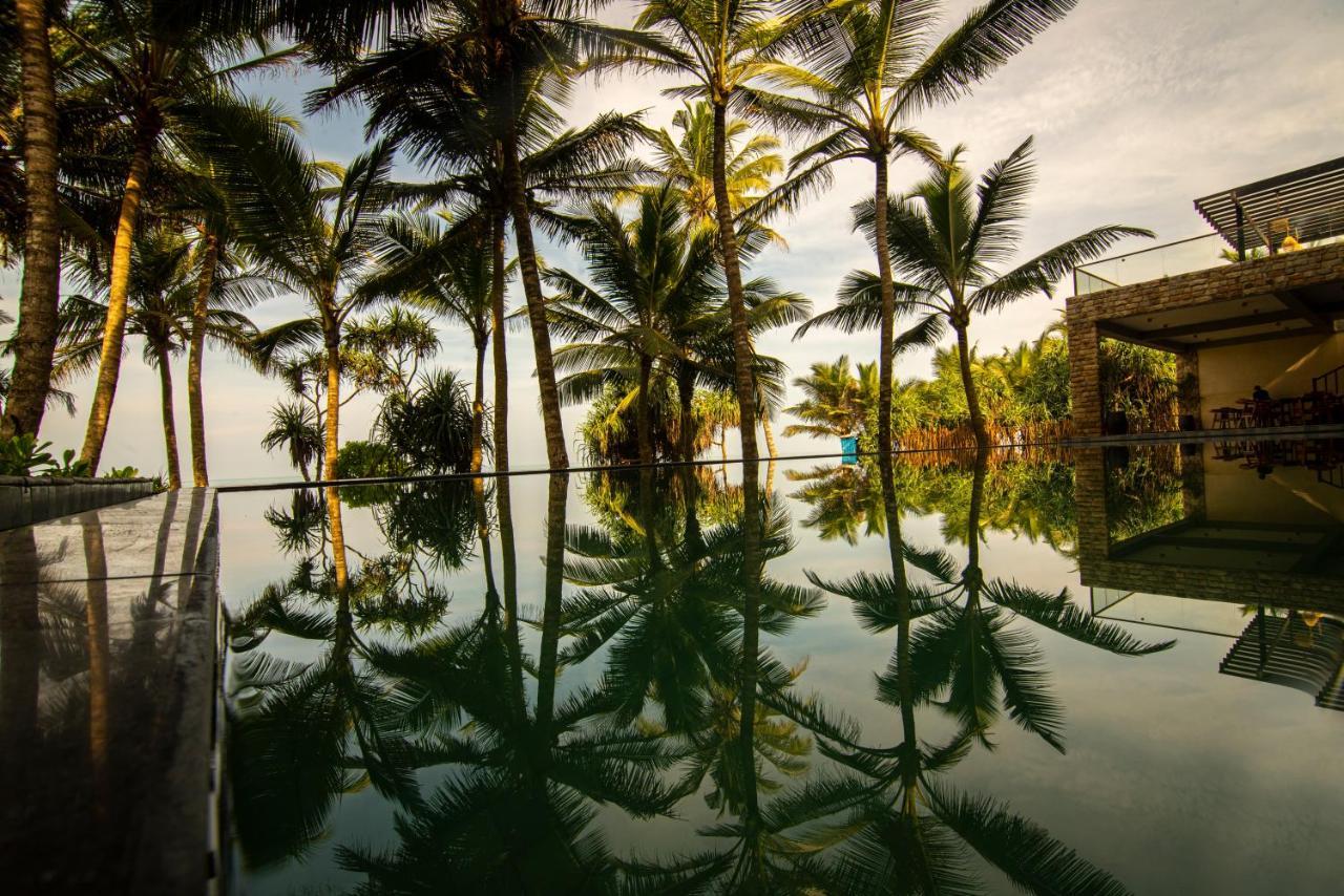 The Rockwall Boutique Hotel Bentota Bagian luar foto