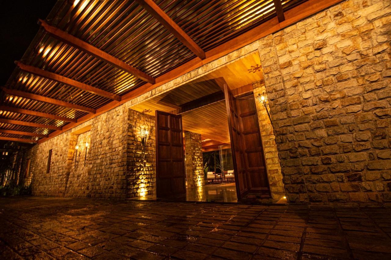 The Rockwall Boutique Hotel Bentota Bagian luar foto