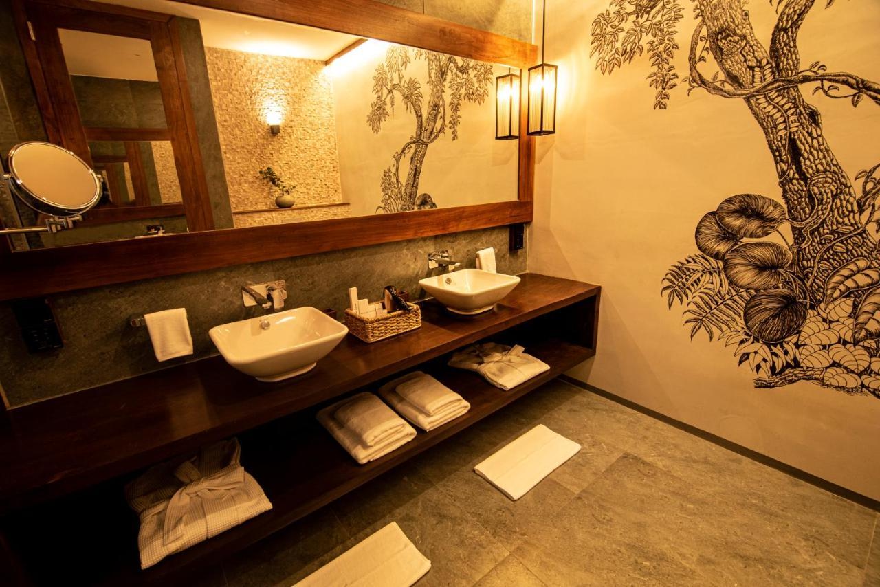 The Rockwall Boutique Hotel Bentota Bagian luar foto
