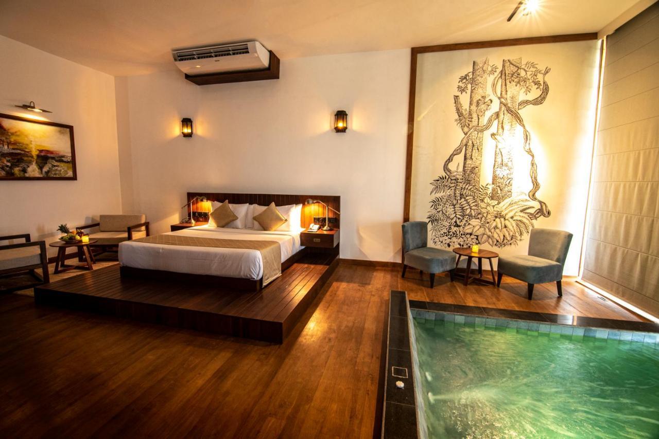 The Rockwall Boutique Hotel Bentota Bagian luar foto