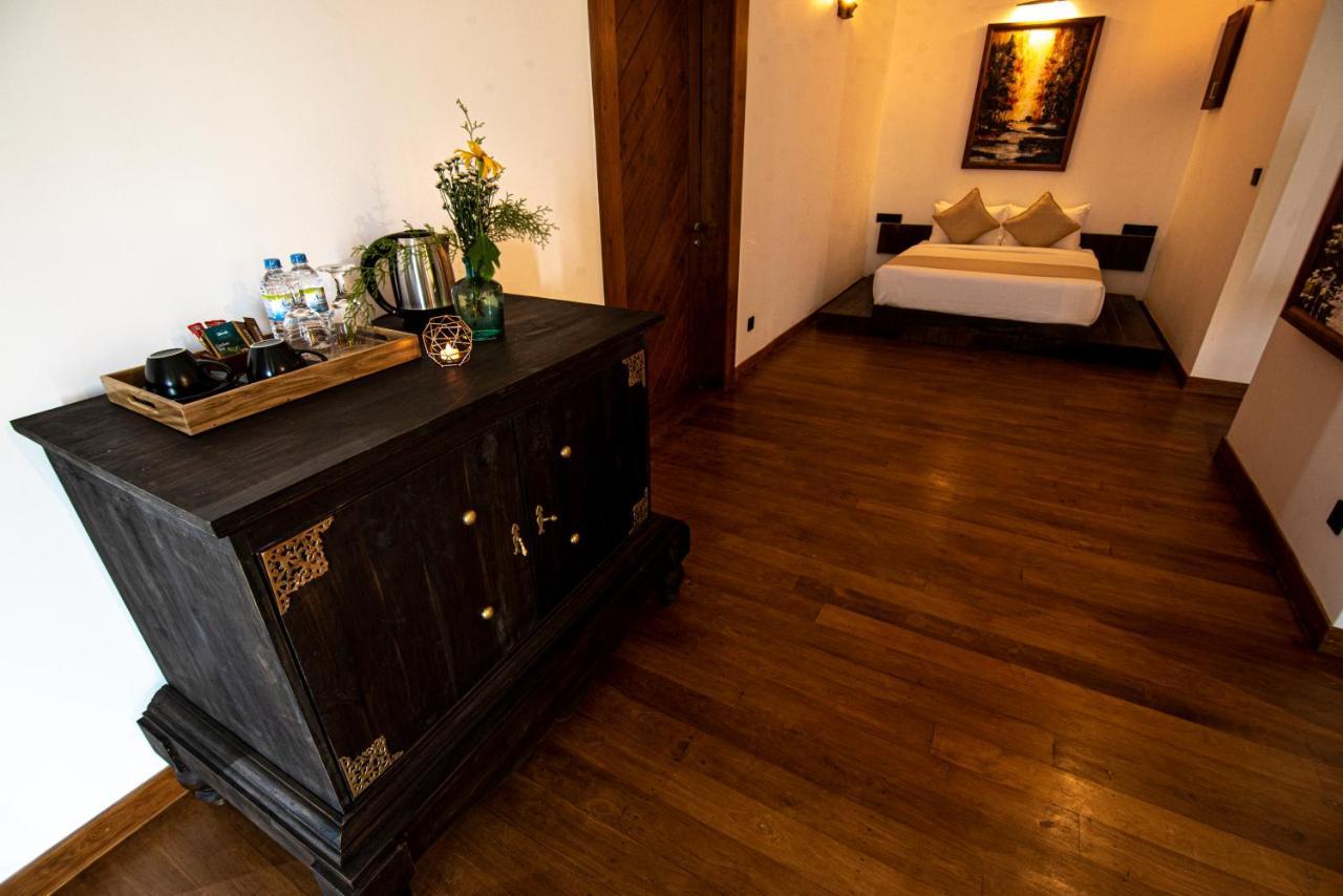 The Rockwall Boutique Hotel Bentota Bagian luar foto