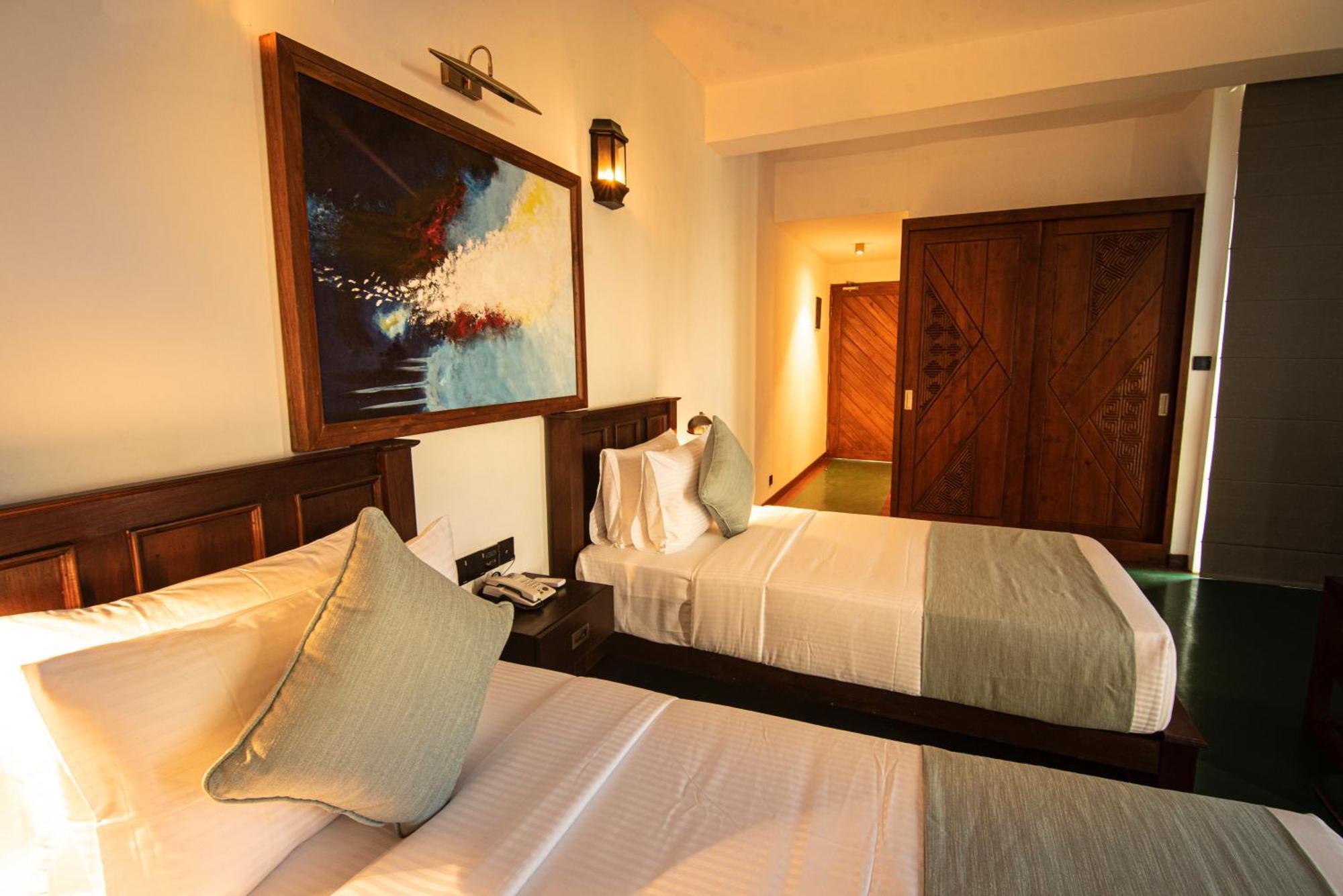 The Rockwall Boutique Hotel Bentota Bagian luar foto
